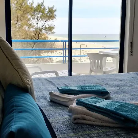 Oceanides Beachfront Apartment *