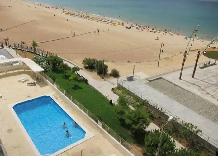 Oceanides Beachfront Apartamento Quarteira