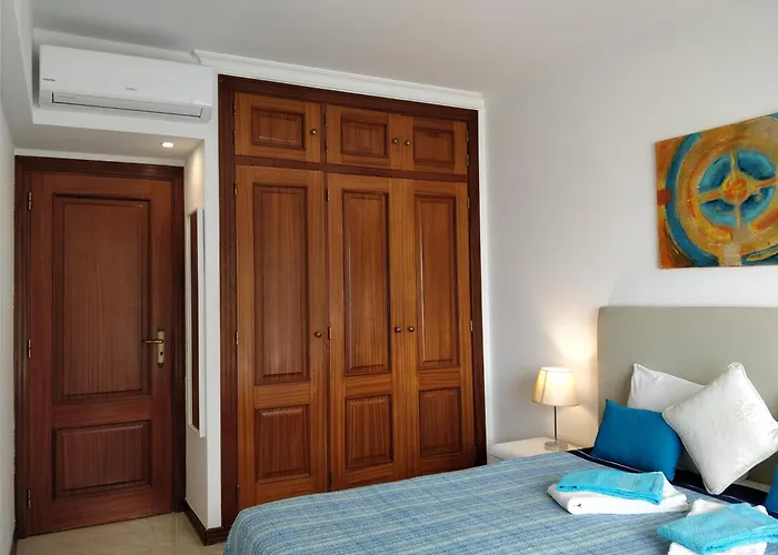 Apartamento Oceanides Beachfront