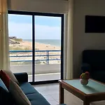 Oceanides Beachfront * クアルテイラ