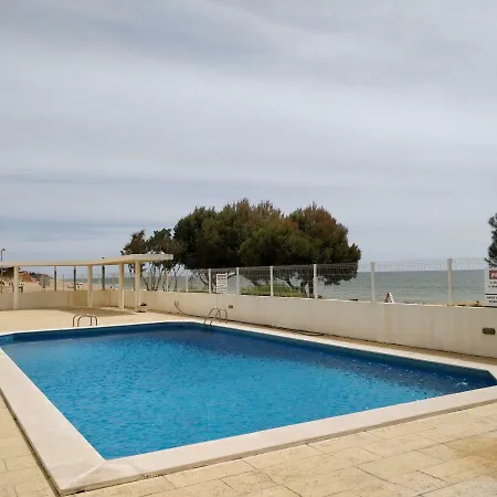 Apartment Oceanides Beachfront Quarteira