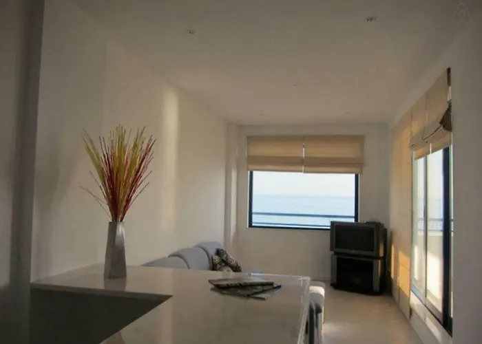 Apartamento Oceanides Beachfront Quarteira