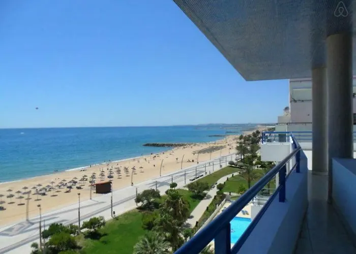 Oceanides Beachfront * Quarteira